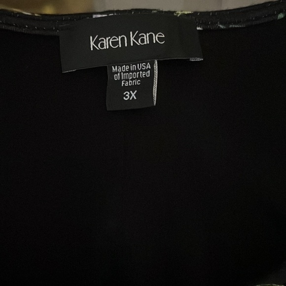 Karen Kane Chloe Dress. - Picture 8 of 12